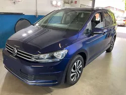 Blau Gebraucht 2022 VW Touran Active Van / Kleinbus | 25.890 € (Guter Preis)