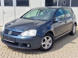 Grau Gebraucht 2008 VW Golf V United Limousine | 4.880 € (Fairer Preis)