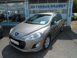 Grau Gebraucht 2013 Peugeot 308 Active Kombi | 6.990 € (Etwas zu teuer)