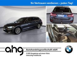 Grau Gebraucht 2021 BMW 320 Sport Line Kombi | 23.990 € (Fairer Preis)