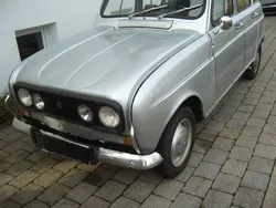 Silber Gebraucht 1977 Renault R4 Kleinwagen | 5.300 €