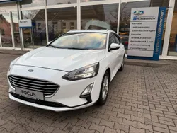 Weiß Gebraucht 2020 Ford Focus Kombi | 14.490 € (Teuer)