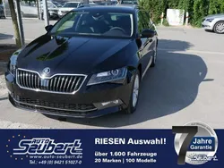 Schwarz metallic Gebraucht 2019 Skoda Superb Style Kombi | 29.490 € (Etwas zu teuer)