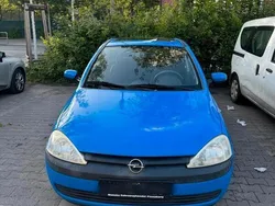 Blau Gebraucht 2001 Opel Corsa Kleinwagen | 1.050 € (Guter Preis)