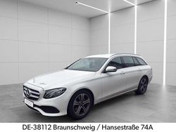 Weiß Gebraucht 2017 Mercedes E220 Kombi | 20.450 € (Fairer Preis)