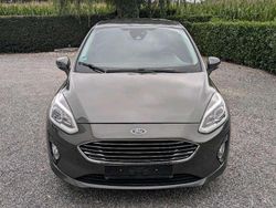 Grau Gebraucht 2018 Ford Fiesta Kleinwagen | 8.000 € (Fairer Preis)