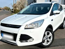 Weiß Gebraucht 2013 Ford Kuga SUV | 12.800 € (Teuer)