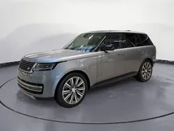 Grau Gebraucht 2025 Land Rover Range Rover HSE SUV | 158.888 €