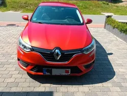 Rot Gebraucht 2017 Renault Mégane GrandTour Intens Kombi | 8.900 € (Fairer Preis)