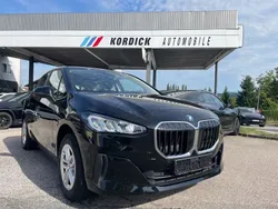 Schwarz ii uni (668) Gebraucht 2022 BMW 218 Active Tourer Performance Van / Kleinbus | 21.900 € (Fairer Preis)
