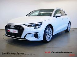Gletscherweiß metallic Gebraucht 2023 Audi A3 Sportback Advanced Limousine | 32.290 €