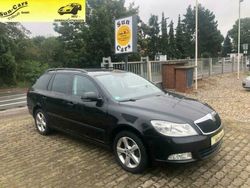 Schwarz metallic Gebraucht 2013 Skoda Octavia Best of Kombi | 5.750 € (Teuer)