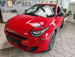 Rot Neu 2025 Fiat 600 SUV | 24.400 € (Guter Preis)