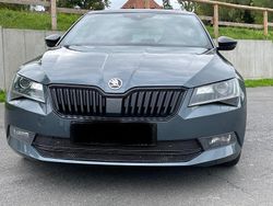 Grau Gebraucht 2017 Skoda Superb SportLine Limousine | 18.650 € (Fairer Preis)