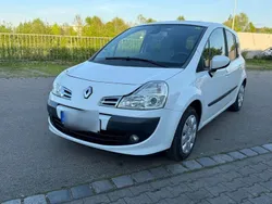 Weiß Gebraucht 2008 Renault Modus Van / Kleinbus | 3.250 € (Etwas zu teuer)