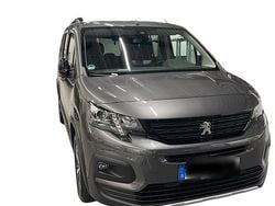 Grau Gebraucht 2023 Peugeot Rifter GTi Van / Kleinbus | 27.300 € (Fairer Preis)