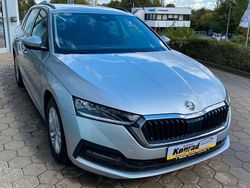Stribrna brilliant/ brilliants Gebraucht 2022 Skoda Octavia Ambition Kombi | 17.699 € (Guter Preis)