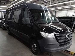 Schwarz Gebraucht 2019 Mercedes 316 Van | 21.062 €