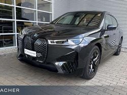 Sophistograu brillanteffekt Gebraucht 2022 BMW iX Performance SUV | 63.990 € (Fairer Preis)