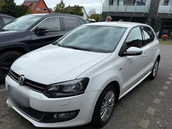 Weiß Gebraucht 2013 VW Polo Life Kleinwagen | 8.450 € (Guter Preis)