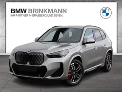 Spacesilber Neu 2025 BMW iX1 M Sport SUV | 50.940 € (Fairer Preis)