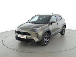 Grün Gebraucht 2023 Toyota Yaris Cross Team SUV | 25.090 € (Fairer Preis)