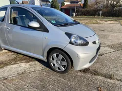 Silber Gebraucht 2007 Toyota Aygo Kleinwagen | 3.500 € (Teuer)