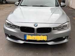 Silber Gebraucht 2014 BMW 320 Kombi | 6.100 € (Fairer Preis)
