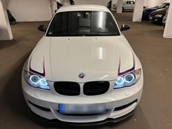 Weiß Gebraucht 2009 BMW 135 M Performance Kleinwagen | 27.900 €