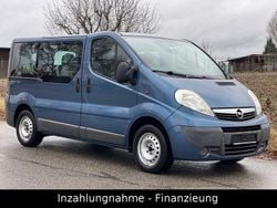 Blau Gebraucht 2011 Opel Vivaro Van / Kleinbus | 5.900 € (Guter Preis)