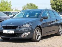 Schwarz Gebraucht 2017 Peugeot 308 Allure Limousine | 10.900 € (Fairer Preis)