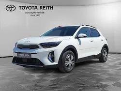 Weiß ((ud) clear white s) Gebraucht 2023 Kia Stonic Vision SUV | 18.910 € (Guter Preis)