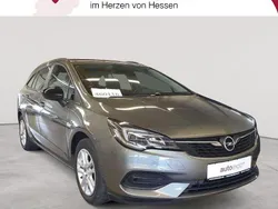 Weiß Gebraucht 2022 Opel Astra Limousine | 11.989 € (Guter Preis)