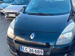 Schwarz Gebraucht 2010 Renault Scénic Expression Van / Kleinbus | 1.500 € (Fairer Preis)