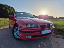 Rot Gebraucht 1996 BMW 318 Cabriolet Performance Cabrio | 11.500 € (Teuer)