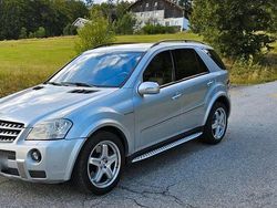 Silber Gebraucht 2006 Mercedes ML63 AMG AMG SUV | 14.500 € (Fairer Preis)
