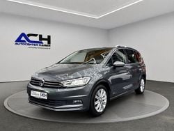 Grau Gebraucht 2019 VW Touran Highline Van / Kleinbus | 18.450 € (Fairer Preis)