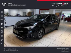 Schwarz Gebraucht 2017 Toyota Avensis Team Kombi | 15.900 € (Etwas zu teuer)