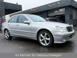Silber Gebraucht 2004 Mercedes C200 Avantgarde Limousine | 3.490 € (Fairer Preis)