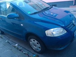 Blau Gebraucht 2007 VW Fox Kleinwagen | 2.900 € (Etwas zu teuer)