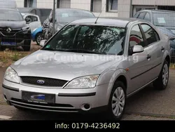 Silber Gebraucht 2001 Ford Mondeo Trend Limousine | 2.650 € (Teuer)
