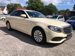Beige Gebraucht 2018 Mercedes E200 Limousine | 10.900 €