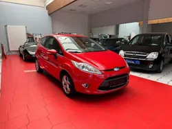 Rot Gebraucht 2009 Ford Fiesta Titanium Kleinwagen | 3.490 € (Fairer Preis)