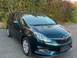 Grün Gebraucht 2017 Opel Zafira Active Van / Kleinbus | 6.999 € (Etwas zu teuer)