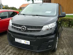Schwarz Gebraucht 2021 Opel Vivaro-e Combi Edition Van | 15.980 €
