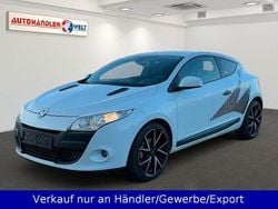 Weiß Gebraucht 2011 Renault Mégane III Dynamique Coupé | 4.199 € (Guter Preis)