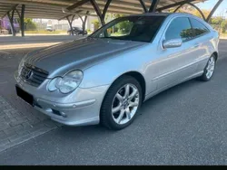 Grau Gebraucht 2002 Mercedes C230 Sport Coupé | 2.750 € (Fairer Preis)