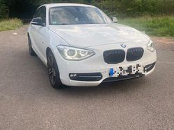 Weiß Gebraucht 2013 BMW 118 Sport Line Kleinwagen | 8.450 € (Fairer Preis)