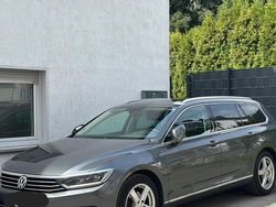 Grau Gebraucht 2016 VW Passat Highline Kombi | 15.500 € (Teuer)