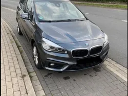 Grau Gebraucht 2015 BMW 216 Gran Tourer Advantage Van / Kleinbus | 11.000 € (Guter Preis)